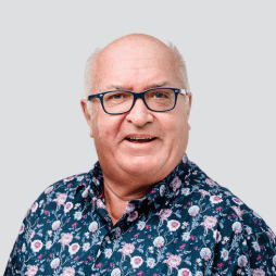 Simon Hinks Eastside People member